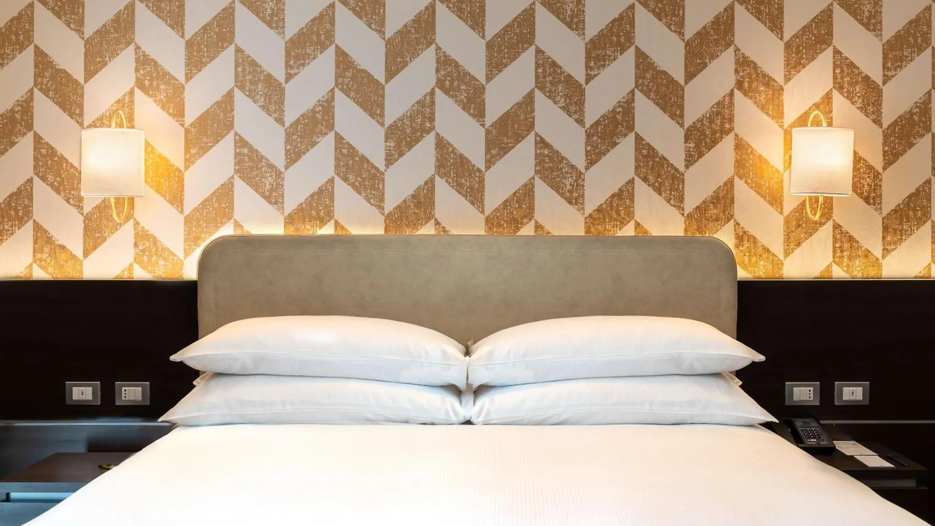 Doubletree By Hilton Milan Malpensa Solbiate Olona Hotel