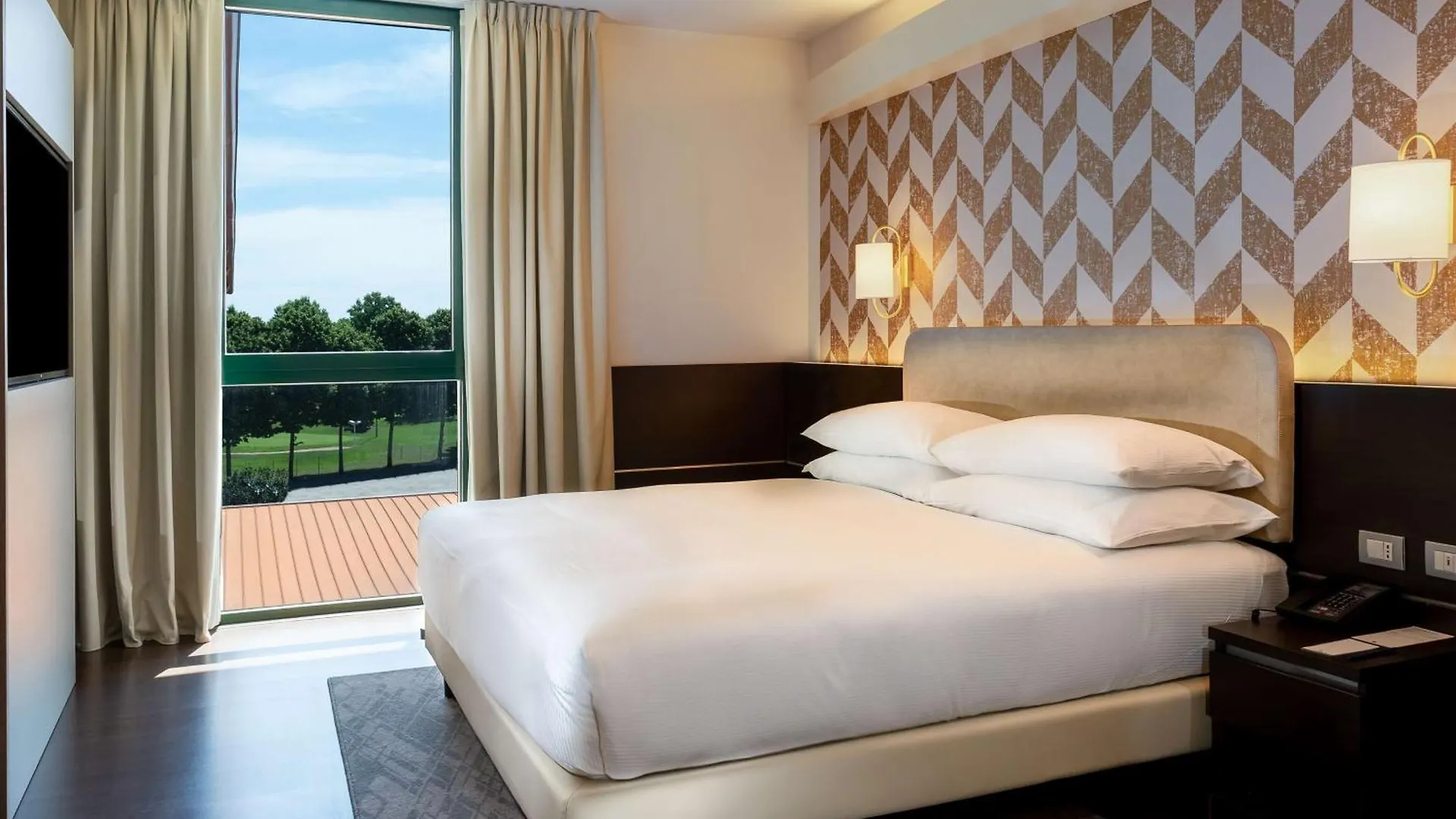 Doubletree By Hilton Milan Malpensa Solbiate Olona Hotel Italy