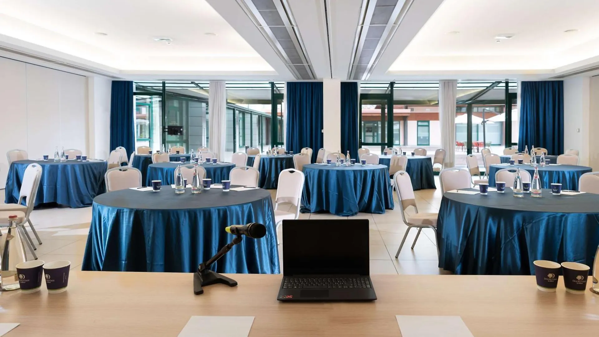 Doubletree By Hilton Milan Malpensa Solbiate Olona Hotel 4*,
